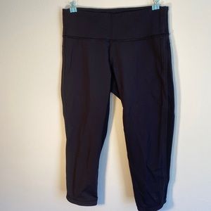 Lululemon capris!